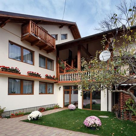 La Coltul Castelului Bran Boutique酒店 外观 照片