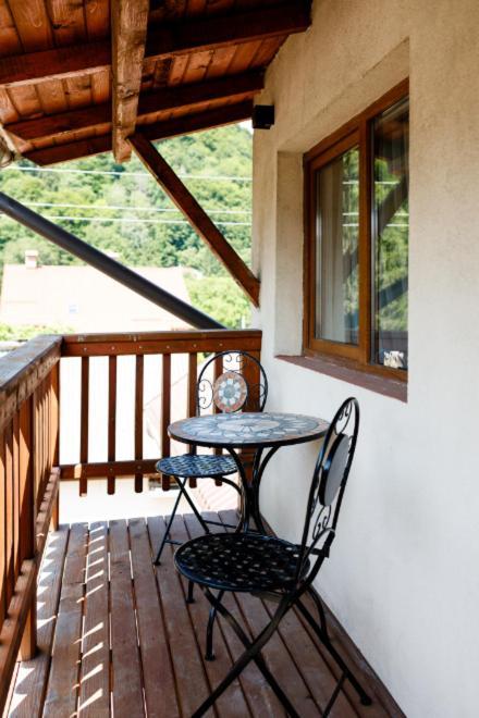 La Coltul Castelului Bran Boutique酒店 外观 照片