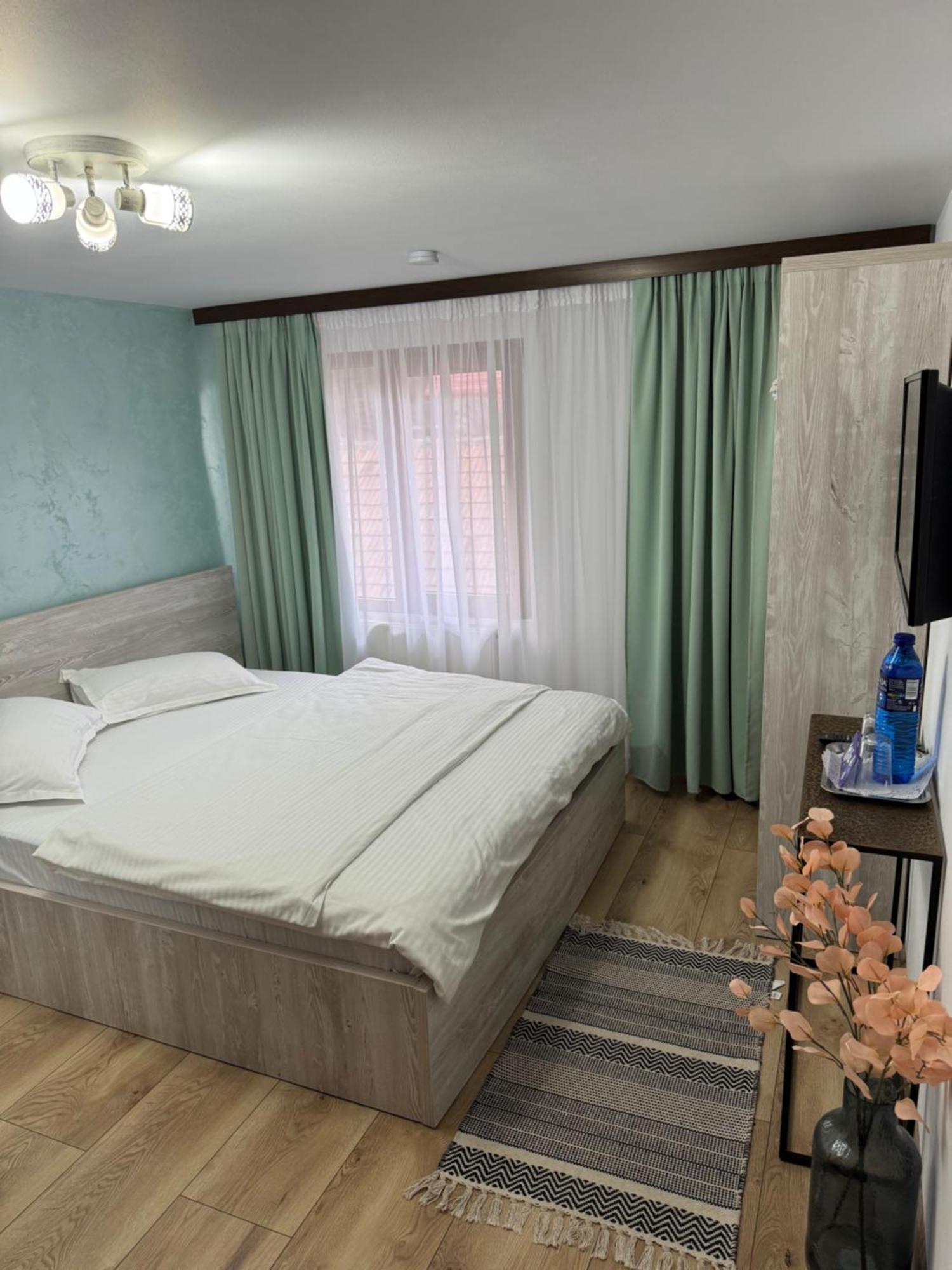 La Coltul Castelului Bran Boutique酒店 外观 照片