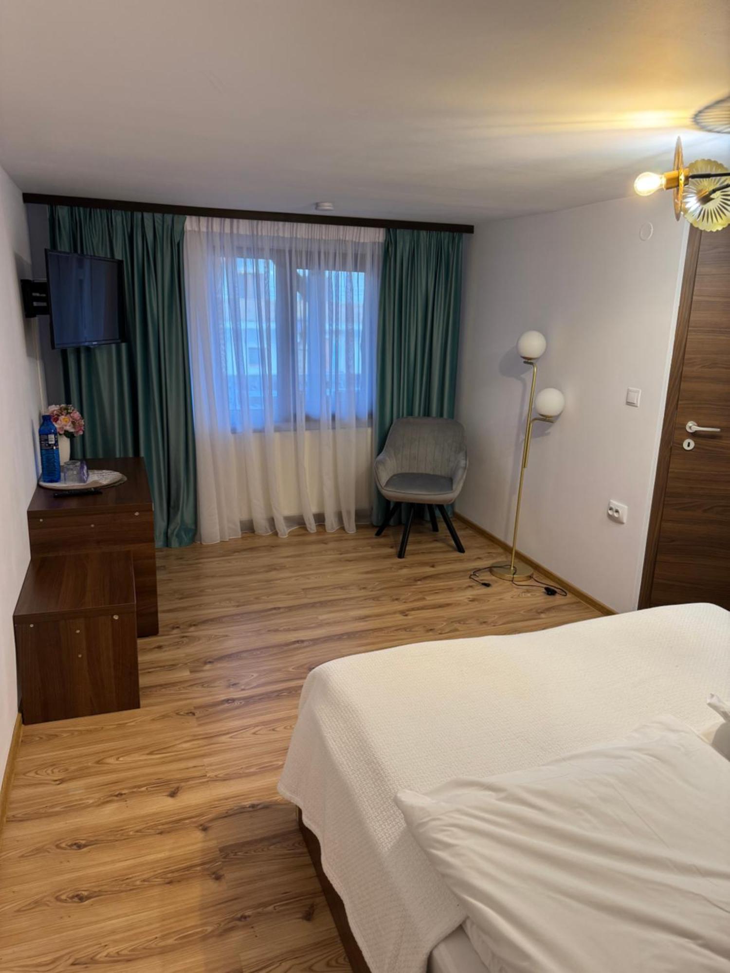 La Coltul Castelului Bran Boutique酒店 外观 照片