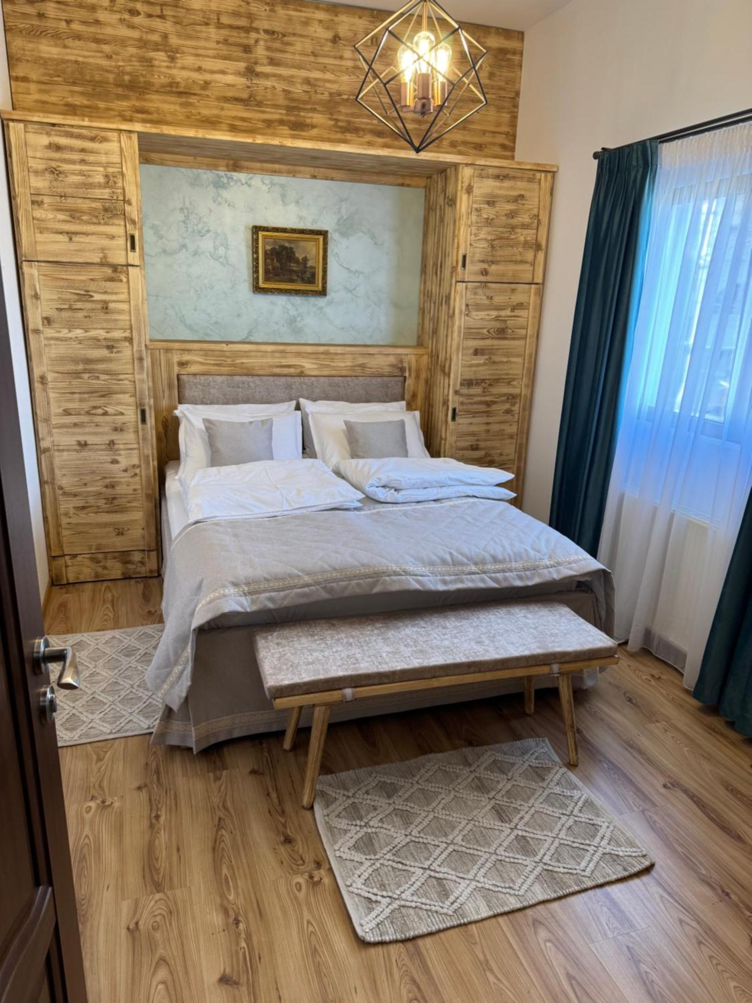La Coltul Castelului Bran Boutique酒店 外观 照片