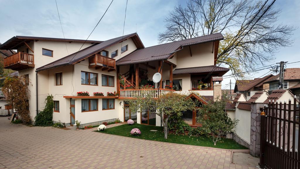 La Coltul Castelului Bran Boutique酒店 外观 照片